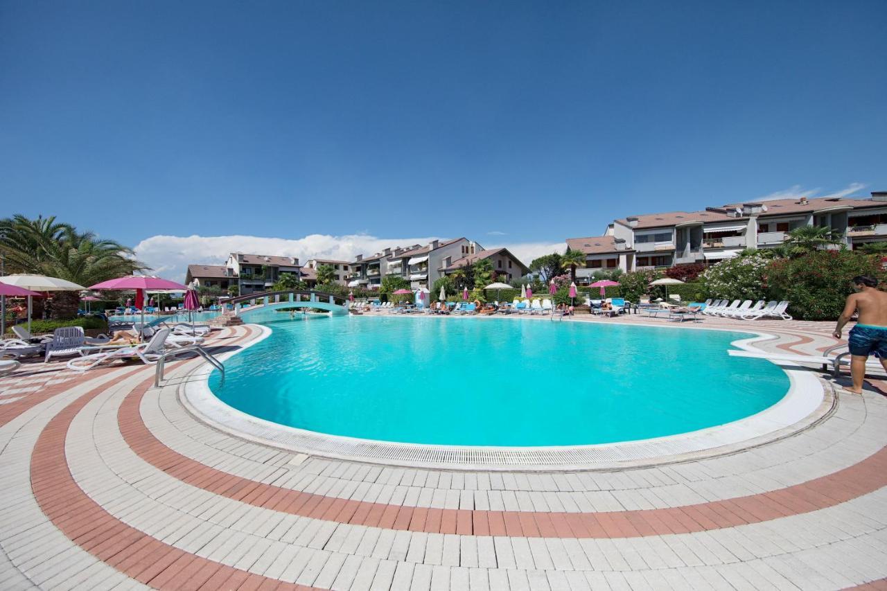I Ciliegi 1-09 Con Piscina By Wonderful Italy Lägenhet Desenzano del Garda Exteriör bild